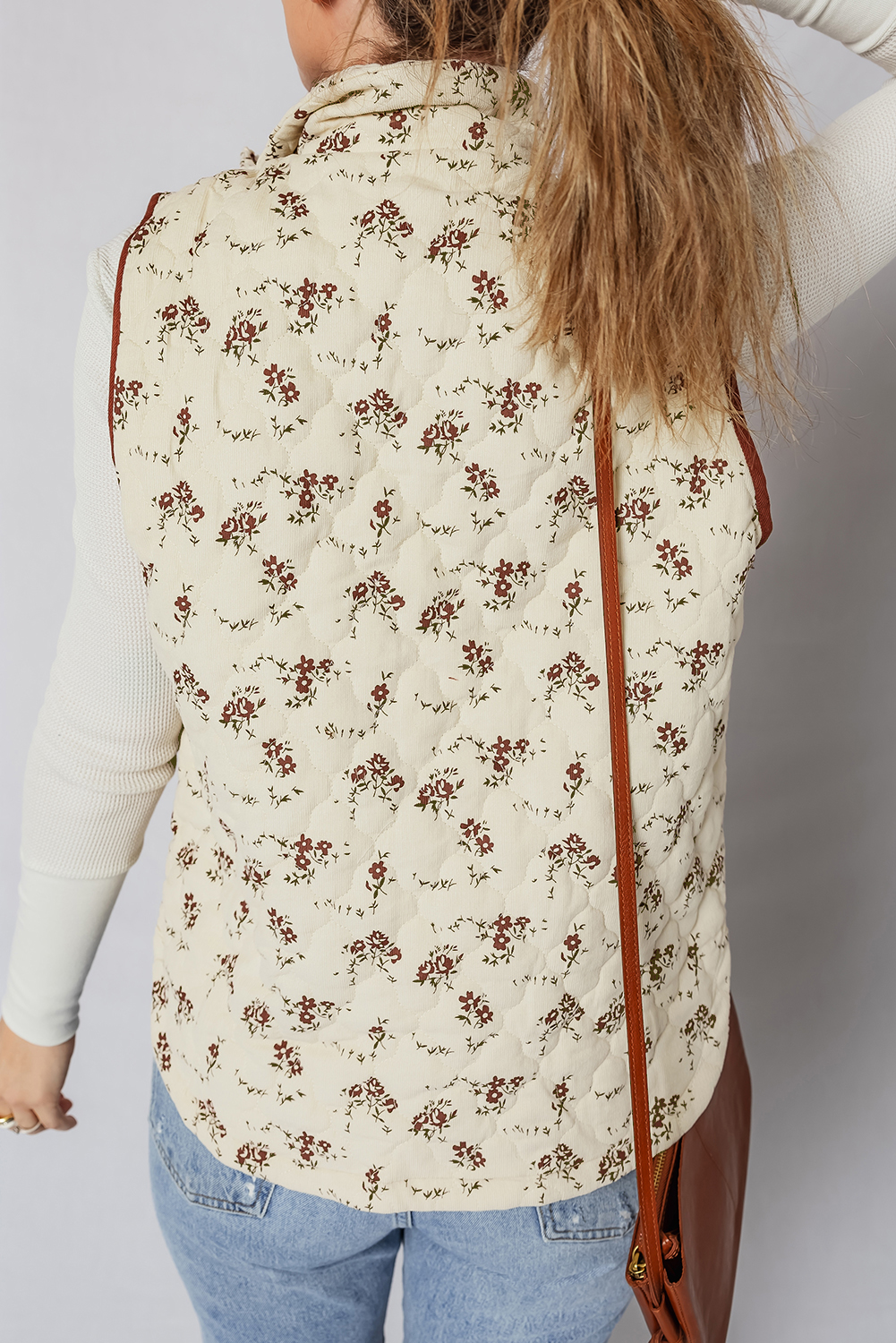 Apricot Floral Print Zip Up Quilted Vest - Image 2